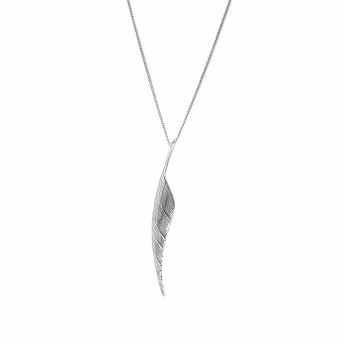 Yves Saint Laurent Feather Pendant Necklace - Vervoux